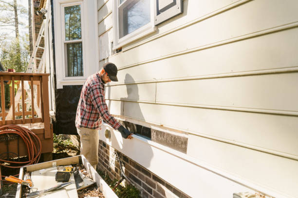 Trusted Emergency Siding Repair service in Corinth, KY - Creative Siding